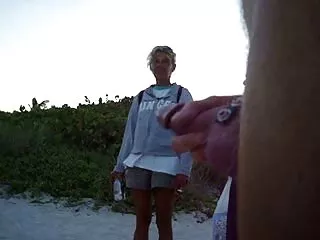 私を興奮させる茶髪の女性。 女の子 の ため の 無料 av