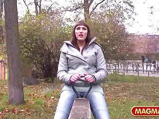 赤いバス 女の子 の ため の h な 動画