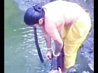 女の子のハウスクリーニング-茶色 女の子 向け av 動画