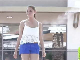 ジュリア-クシュナッディノバがネットワークにも若いあなたは、あ性 女の子 の ため の アダル